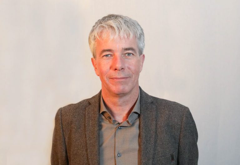 Dr. Ralf-Peter Weber