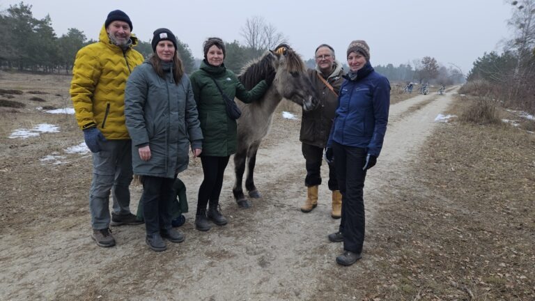 Landtagskandidat*innen erkunden Oranienbaumer Heide